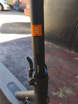 Xiaomi Mi Electric Scooter Essential