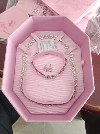 Conjunto de Collar y Pulsera Swarovski
