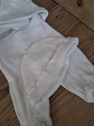 Conjuntos y gorritos bebé 0-1 mes