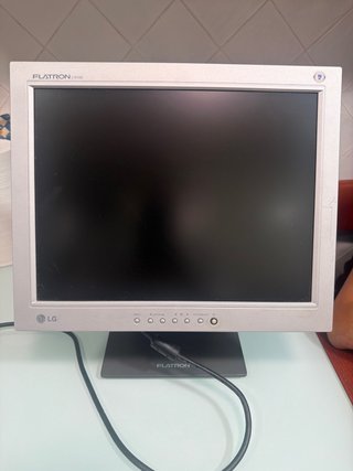 Monitor LG Flatron L1510Si