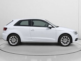 Audi A3 Attraction 1.6 TDI clean diesel 81 kW (110 CV)