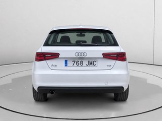 Audi A3 Attraction 1.6 TDI clean diesel 81 kW (110 CV)
