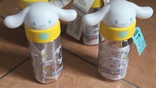 4 Botellas de agua Cinnamoroll