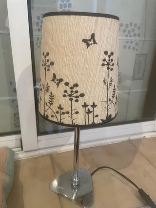 Lámpara de mesa decorativa