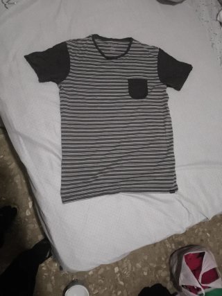 Camiseta Quiksilver Talla S Rayas