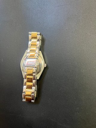 Reloj Guess bicolor
