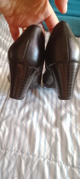 Zapatos de salón Pitillos mujer marrones