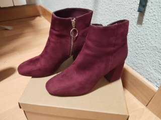 Botines de Antelina Granate