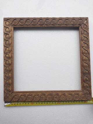 Cornice in legno intagliato vintage
