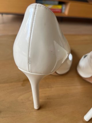 Zapatos Salón Saint Laurent Paris Blancos T.38.5