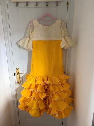 Traje de flamenca niña amarillo y blanco