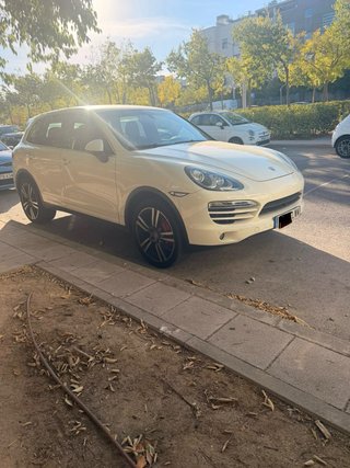 Porsche Cayenne 2012