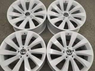 Set de 4 Llantas Volkswagen 5-112 Con Neumaticos