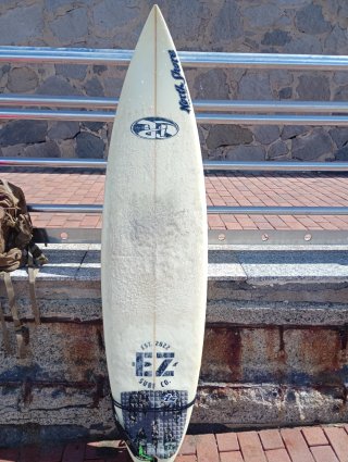 Tabla de Surf 6.6 con Quillas y Leash