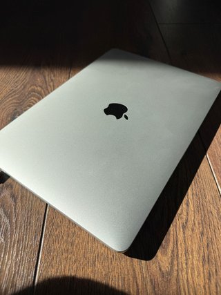 MacBook Pro 13 2020 Plata
