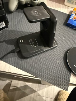 Base de carga 3 en 1 Airpods, apple watch y ihpone