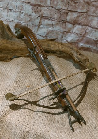 Balestra Decorativa Legno e Metallo