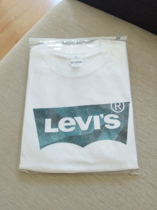 Camiseta Levi's Blanca Talla M