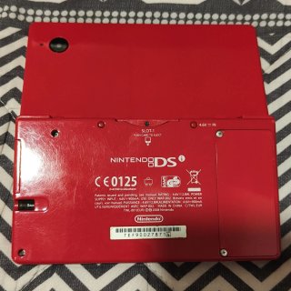 Nintendo DSi Roja