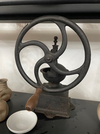 Molinillo de Café Antiguo de Hierro