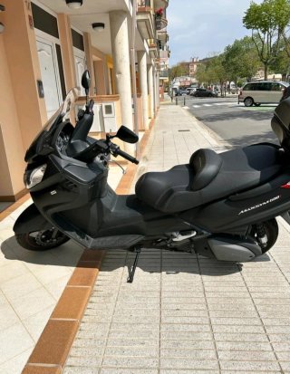 Maxi Scooter SYM Maxsym 600 Negra