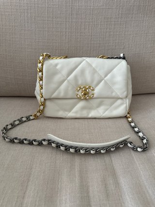 Bolso Chanel Blanco y Dorado
