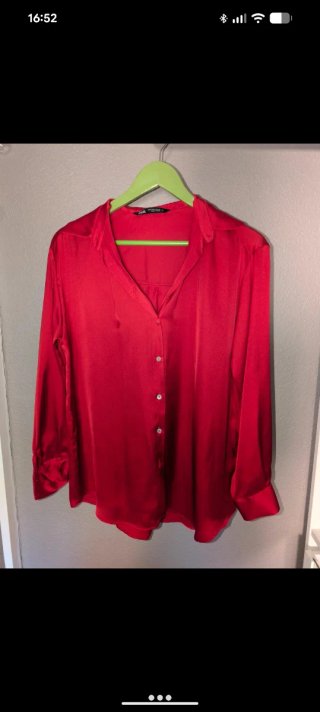 Camisa satinada Zara roja
