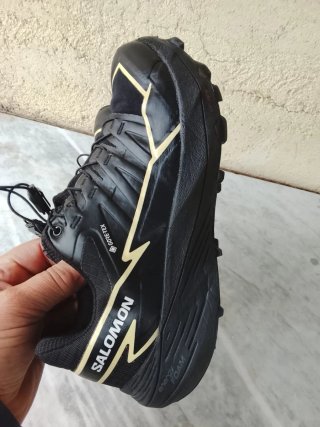 Salomon Thunder Cross GORE-TEX Nero/Oro