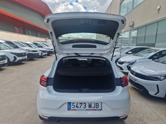 Renault Clio 2023