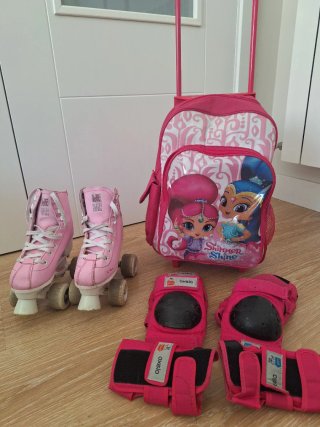 Patines 4 ruedas + protectores + mochila