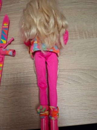 Barbie antigua de los 1976
