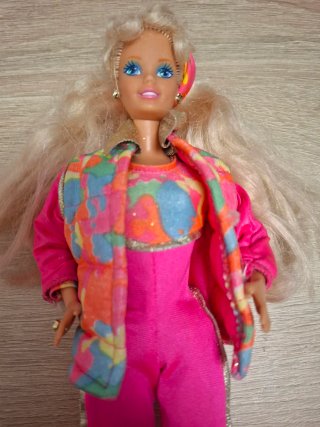 Barbie antigua de los 1976
