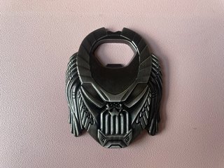 Abrebotellas Predator Jungle Hunter Loot Crate