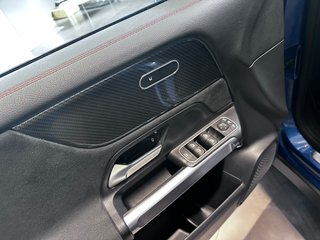 MERCEDES-BENZ GLB 220 d 4MATIC – AMG LINE ADVANCED