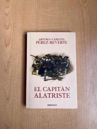 Libro El capitán Alatriste Debolsillo