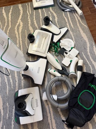 Aspiradora Vorwerk Kobold VK200 con Accesorios