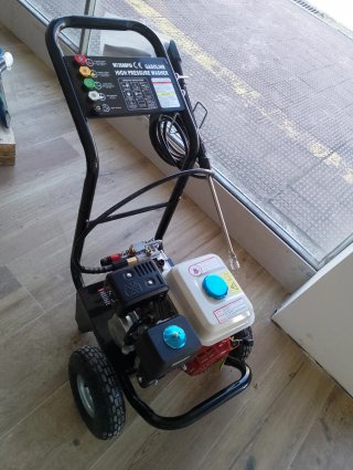 Hidrolimpiadora de Gasolina