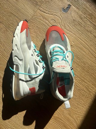 Nike 270 React Naranja y Blanco