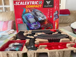 Scalextric Compact Cupra Coches Luces 1:43