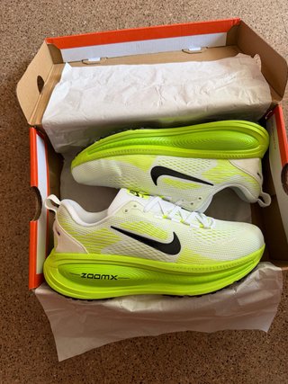 Nike Vomero 18 Talla 41