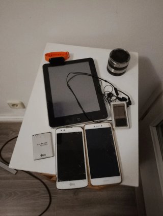 Lote de dispositivos electrónicos