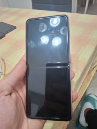 Samsung Galaxy Z Flip 5G per ricambi