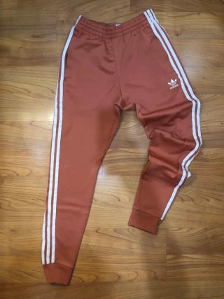 Conjunto Adidas Originals Salmón Talla M