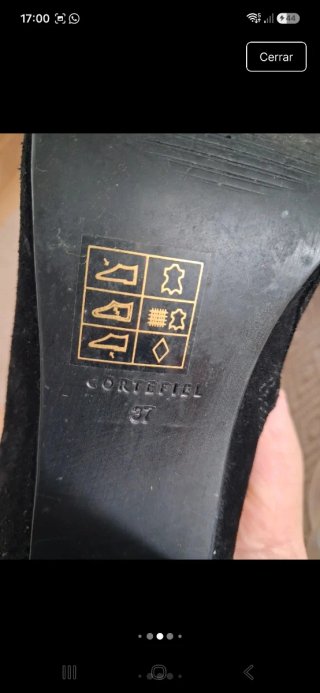 Botines negros tacón detalles dorados n° 37