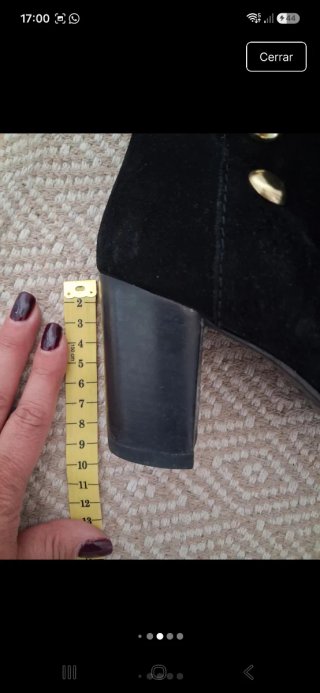 Botines negros tacón detalles dorados n° 37