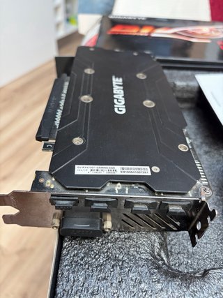 Tarjeta Gráfica Gigabyte RX 470 4GB Gaming
