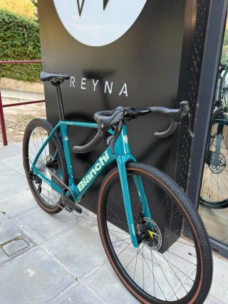 Bicicleta Gravel Bianchi Impulso Carbono