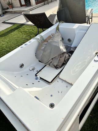 Jacuzzi Blanco