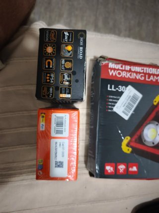 Lote Emergencia Coche: 2 Balizas V16 y Lámpara LED