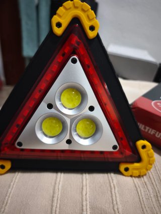 Lote Emergencia Coche: 2 Balizas V16 y Lámpara LED